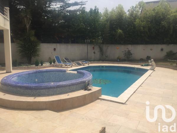 Maison à vendre 11 pièces 235 m² Saint-Jean-de-Védas