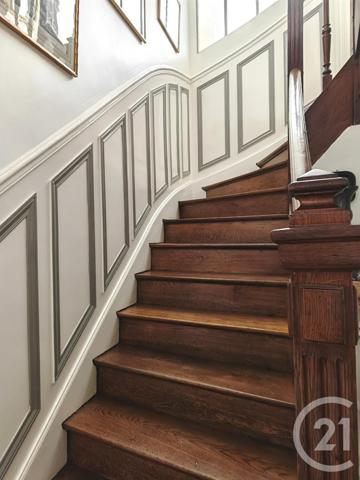 Maison à vendre  11 pièces - 220 m2 REIMS - 51