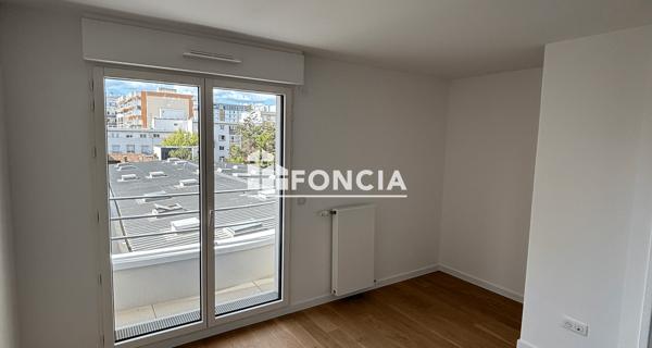 Location Appartement 4 pièces 89.3 m² - Clichy 92110