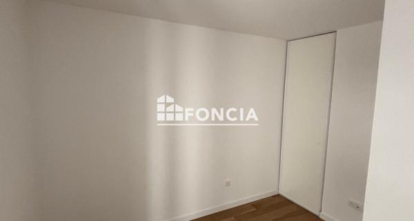 Location Appartement 4 pièces 89.3 m² - Clichy 92110