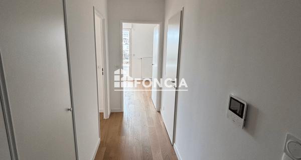 Location Appartement 4 pièces 89.3 m² - Clichy 92110