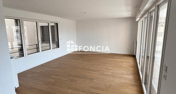Location Appartement 4 pièces 89.3 m² - Clichy 92110