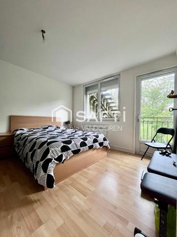 Appartement lumineux, balcon et face aux remparts