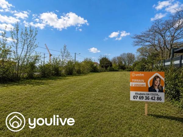 🌳 TERRAIN CONSTRUCTIBLE DE 666 M² – LA ROCHE-SUR-YON