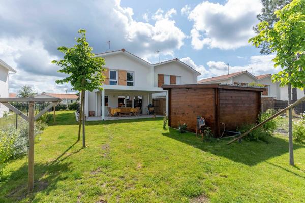 Maison à vendre    4 pièces •    Biscarrosse