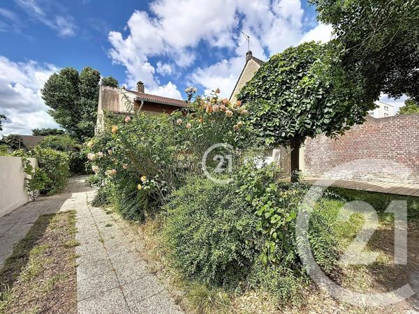 Maison à vendre  6 pièces - 149,80 m 2   MONTREUIL  - 93