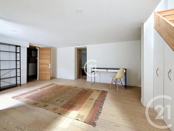 Maison à vendre  6 pièces - 149,80 m 2   MONTREUIL  - 93