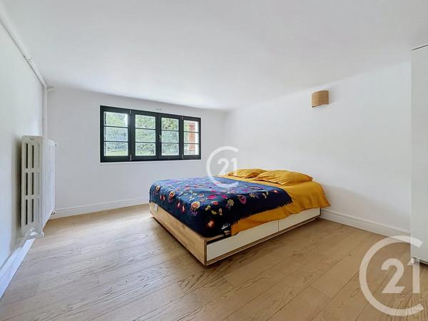 Maison à vendre  6 pièces - 149,80 m 2   MONTREUIL  - 93