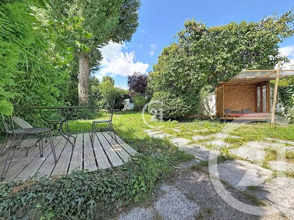 Maison à vendre  6 pièces - 149,80 m 2   MONTREUIL  - 93