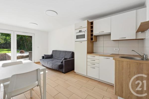 Maison à vendre  8 pièces - 176,22 m 2   VILLEMOMBLE  - 93