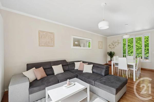 Maison à vendre  8 pièces - 176,22 m 2   VILLEMOMBLE  - 93