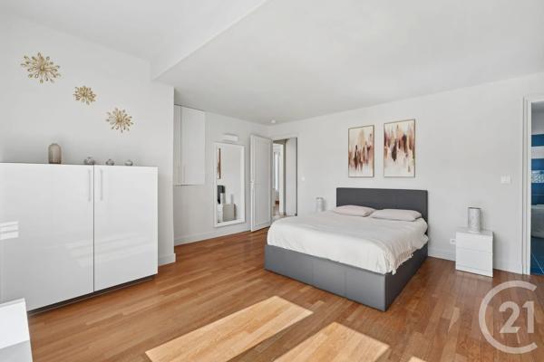 Maison à vendre  8 pièces - 176,22 m 2   VILLEMOMBLE  - 93