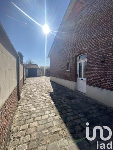 Maison traditionnelle 7 pièces de 161 m² à Noyon (60400)