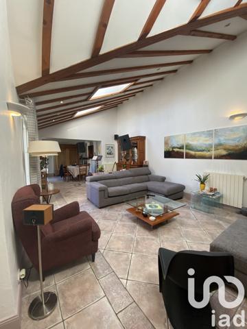 Maison traditionnelle 7 pièces de 161 m² à Noyon (60400)