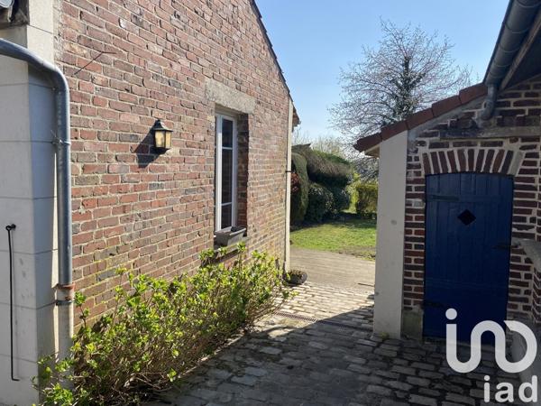 Maison traditionnelle 7 pièces de 161 m² à Noyon (60400)