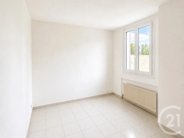 Appartement F2 à vendre  2 pièces - 30 m 2   LES PAVILLONS SOUS BOIS  - 93