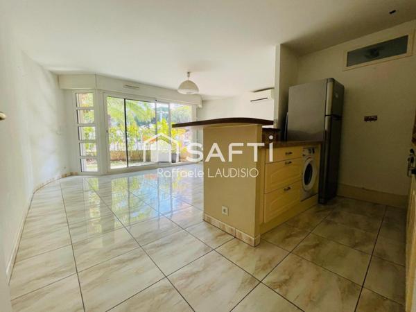 Fréjus Plage – À 60 mètres de la mer et commerces