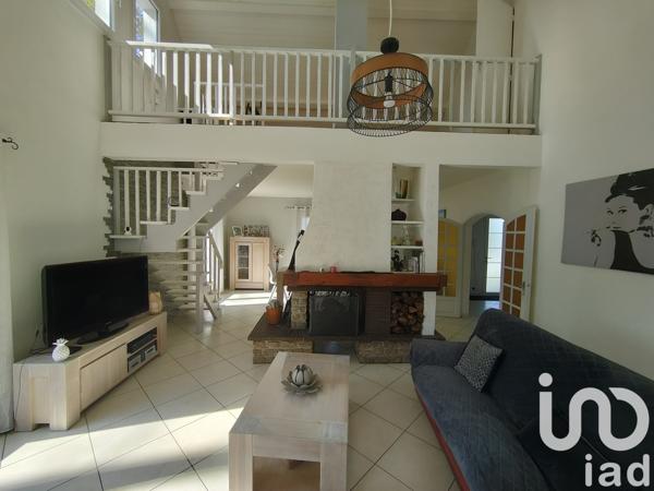 Maison à vendre 6 pièces 183 m² Treillières