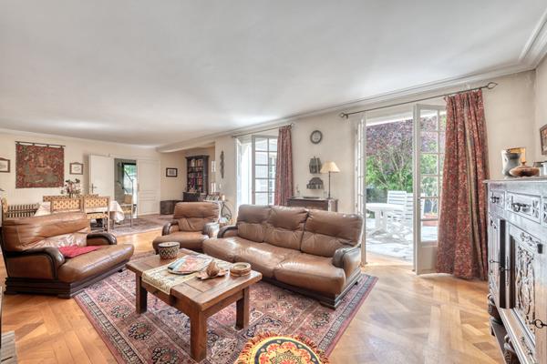 Maison Le Perreux Sur Marne 5 pièces170 m2-Centre-ville.