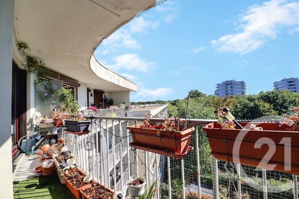 Appartement F3 à vendre  3 pièces - 69,65 m2 TREMBLAY EN FRANCE - 93