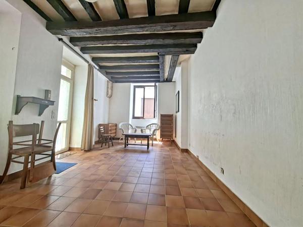 EXCLUSIVITE - A VENDRE  37000 TOURS CENTRE  Studio 27m2