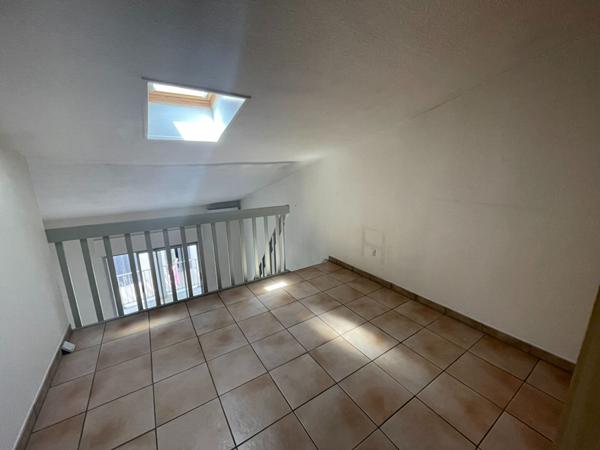 Appartement Castelnaudary 1 pièce(s) 52.93 m2