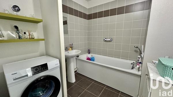 Appartement 2 pièces de 45 m² à Saint-Martin-de-Crau (13310)