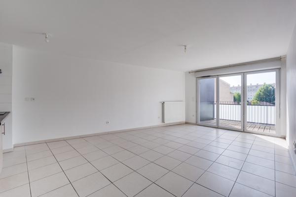 Appartement T3 66m2 avec balcon et parking s/s