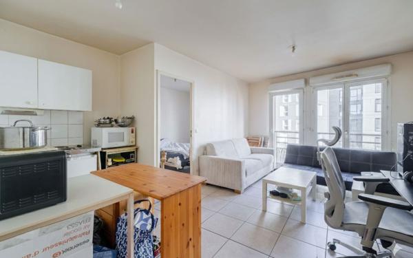 Appartement à vendre    2 pièces • 39,54 m2 Lyon 8