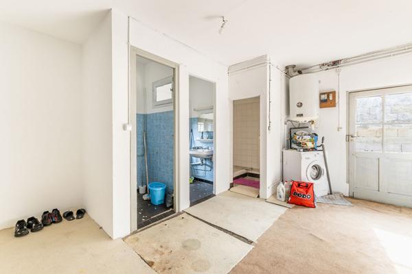 BRUGES PROCHE CENTRE MAISON A RENOVER