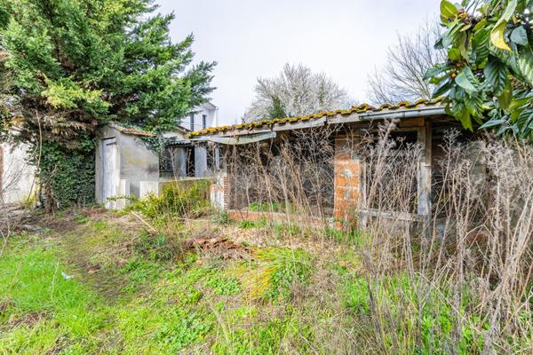BRUGES PROCHE CENTRE MAISON A RENOVER
