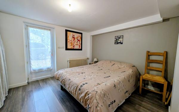 Maison à vendre    6 pièces •  Échillais