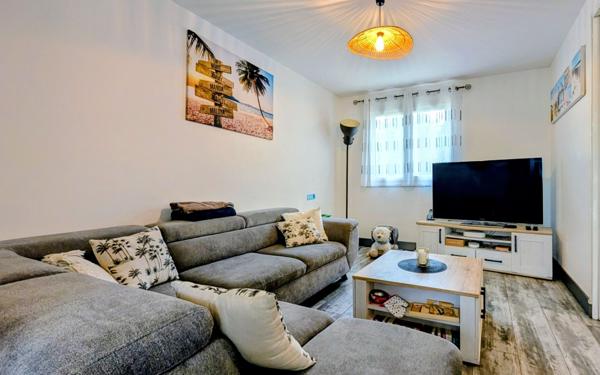 Maison à vendre    6 pièces •  Échillais