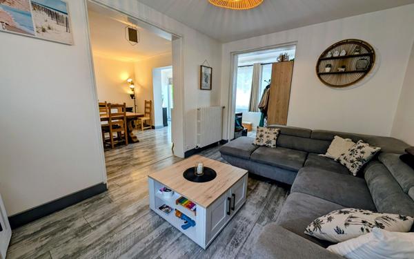 Maison à vendre    6 pièces •  Échillais