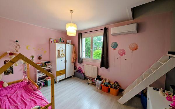 Maison à vendre    6 pièces •  Échillais