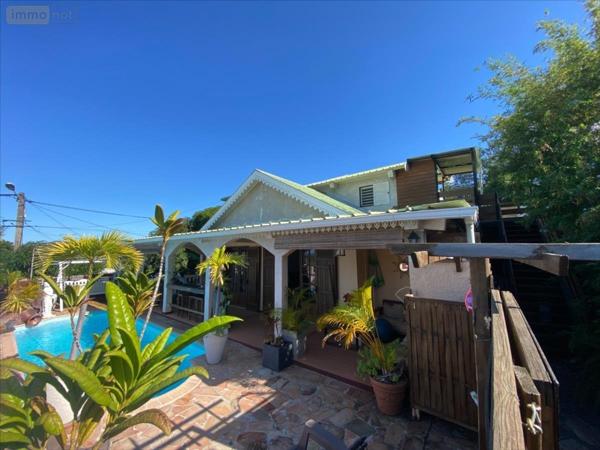 Maison à vendre à L'Étang-Salé à la Réunion (97427), ref : 97410-1011429