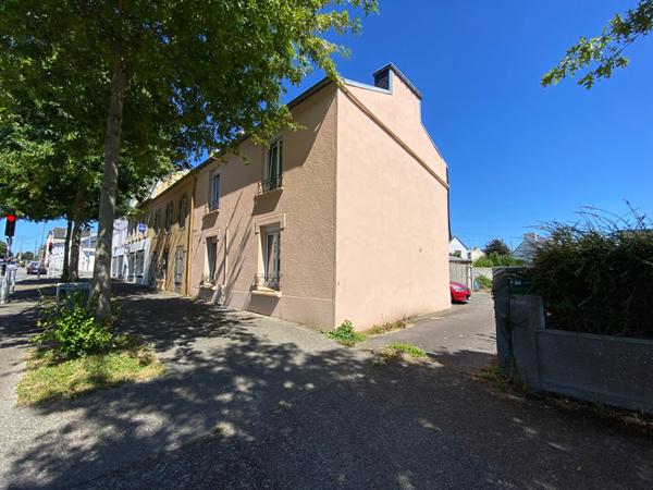 À vendre - Maison T6 à Brest - Jardin & stationnement