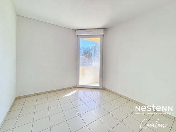 Coeur de ville Cavalaire-sur-Mer - Dernier étage - 2 chambres - 2 terrasses 75 m² et garage