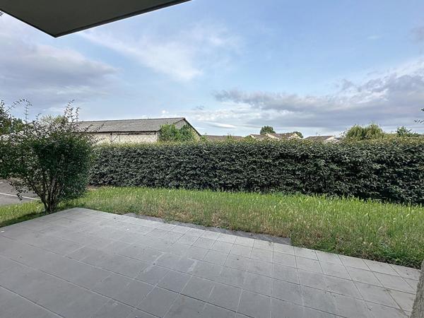 Bruges (33520) Secteur Ausone - 3 pieces - 2 chambres - Immeuble Recent.