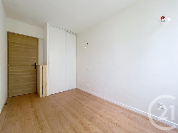 Appartement F3 à vendre  3 pièces - 58,21 m2 ST NAZAIRE - 30