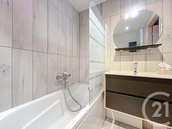 Appartement F3 à vendre  3 pièces - 58,21 m2 ST NAZAIRE - 30