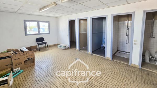 Dpt Saône et Loire (71), à louer CHALON SUR SAONE Ateliers et Bureaux