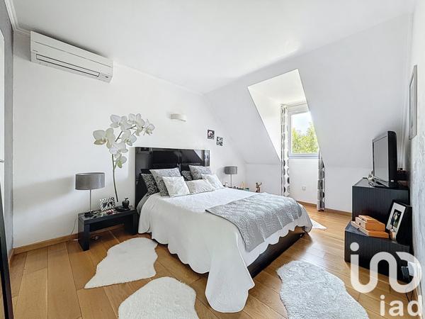 Maison à vendre 6 pièces 140 m² Mandres-les-Roses