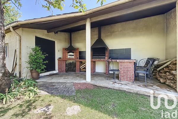 Maison à vendre 6 pièces 140 m² Mandres-les-Roses