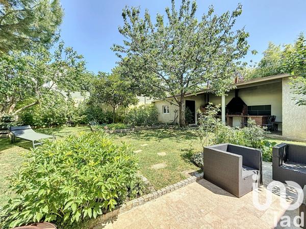 Maison à vendre 6 pièces 140 m² Mandres-les-Roses