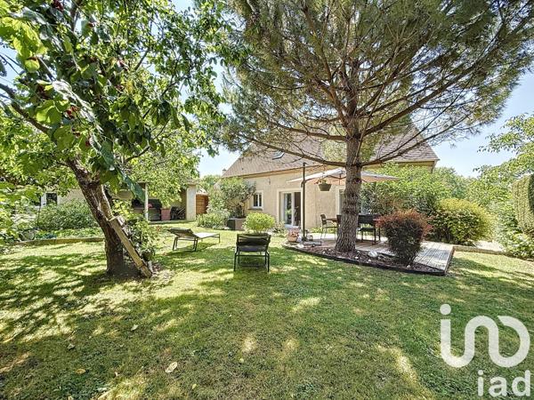 Maison à vendre 6 pièces 140 m² Mandres-les-Roses