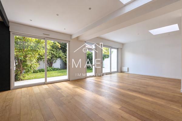 MARQUETTE-LEZ-LILLE – Cœur de ville – Maison familiale rénovée de 203 m2 – 5 chambres, bureau et jardin plein