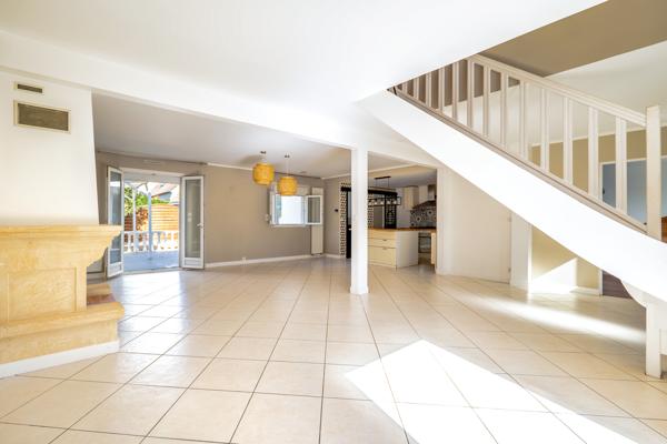 Vente maison Familiale 5 pièces 130 m² avec 1 dépendance