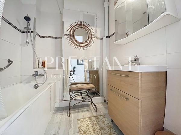 Neuilly-sur-Seine – Quartier Saint-James – Appartement 3 pièces de 67.55m² – cave – résidence sécurisée et arborée, NEUILLY SUR SEINE