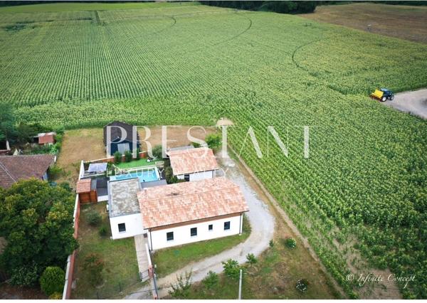 Hossegor, proche centre ville et golf , villa de 250m2 avec garage à velo de 20m2, SAINT GEOURS DE MAREMNE